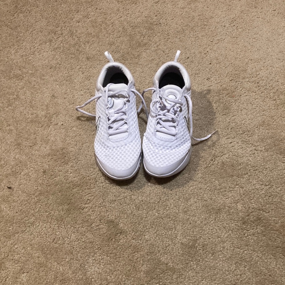 Brand new tennis sneakers they were worn for 1 hr a little too tight  4 me